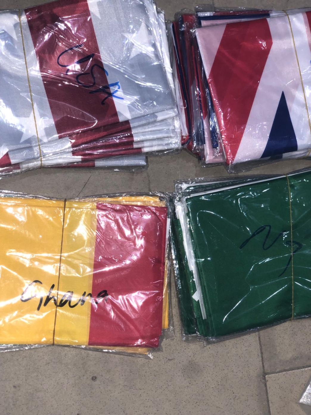 Country Flags - hover