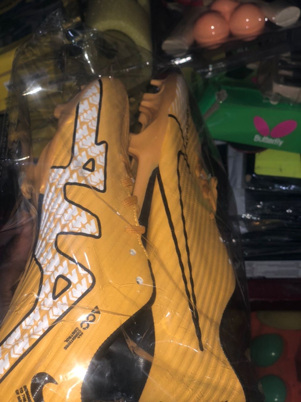 Football boots - hover